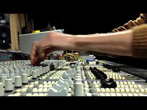 *** Roots Attack live dub *** Ting called dub