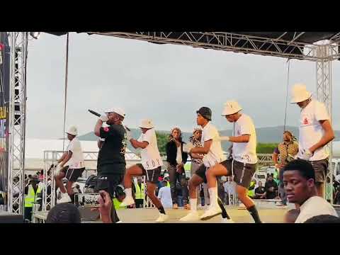 UMafikizolo - uzigade ngani