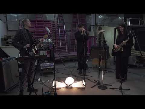 DIE GRUPPE JA, PANIK live am FM4 Fest 2021