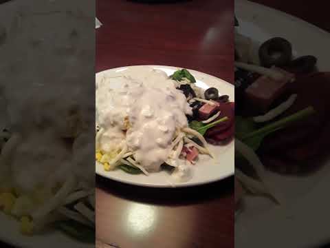 SALAD BAR AT RUBY TUESDAYS