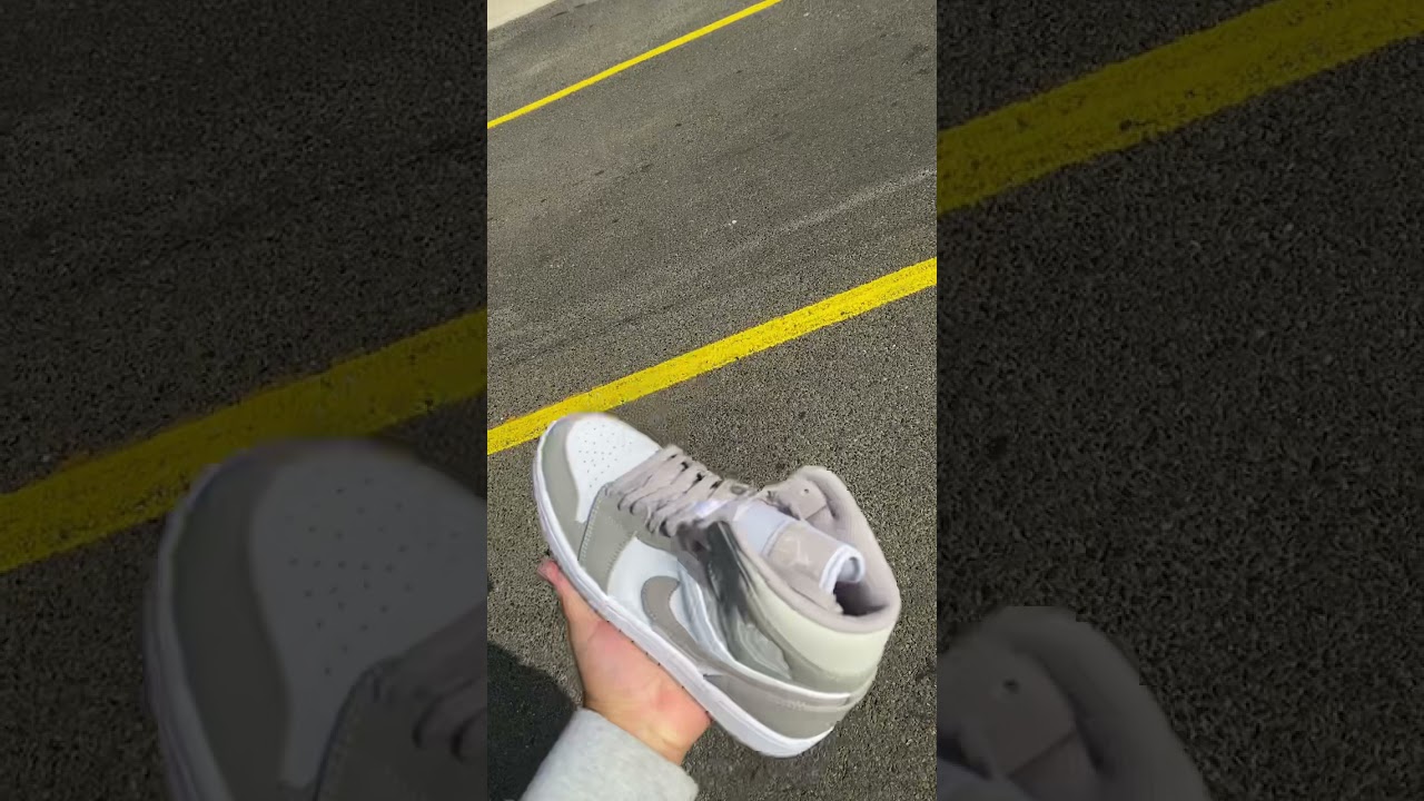 Jordan 1 Mid “Linen”