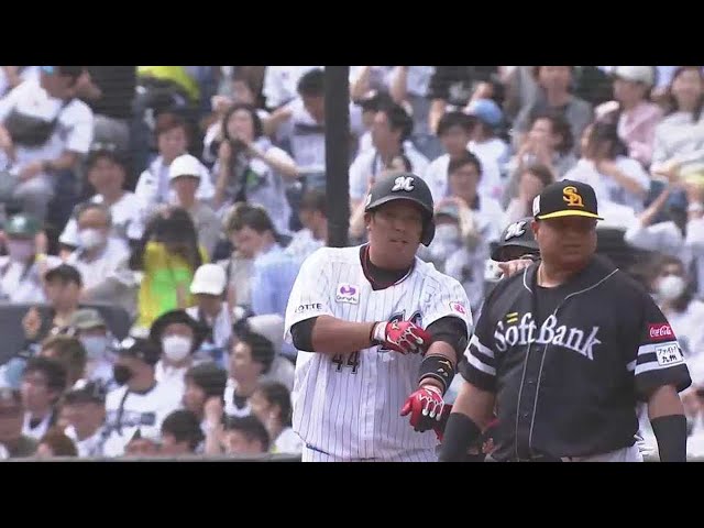 【1回裏】ショートの横をしぶとく破る!! マリーンズ・井上晴哉の先制タイムリーヒット!! 2023年5月6日 千葉ロッテマリーンズ 対 福岡ソフトバンクホークス