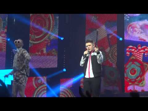 Nicholas McDonald sings Candy