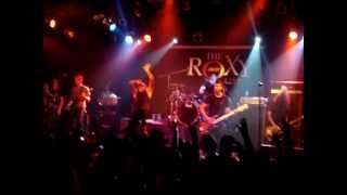 Vengeance - Outnumbered- Asistant To The Regional Manager(part) The Devil Wears Prada