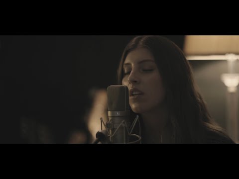 Lindsey Lomis - Feel (Acoustic) Official Music Video