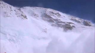 Avalanche Run! Epic footage of Avalanche in Denali!
