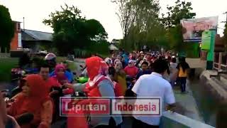 preview picture of video 'Bagi Takjil Paguyuban Perangkat Desa Kecamatan Tarik 2018'