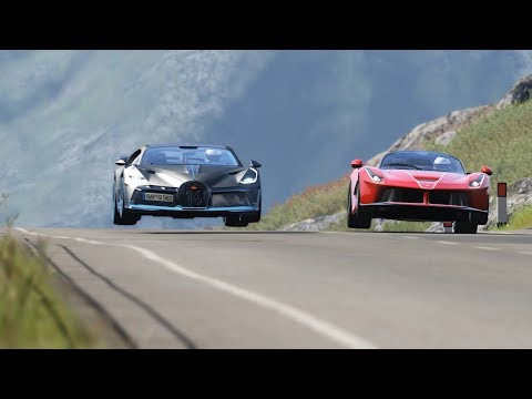Ferrari LaFerrari Aperta vs Bugatti Divo at Highlands