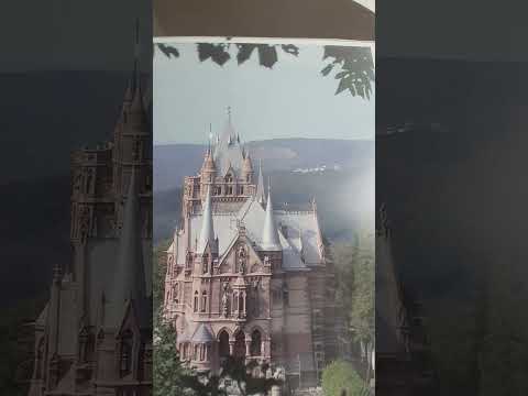 Spaziergang durch Schloss Drachenburg