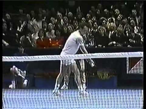 Michael Chang vs J. McEnroe - Nabisco Masters 1989 - 01/13