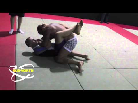 5 Novice u73kgs   Lawrence Abernethy Gracie Barra vs  Paul Horrocks Blackledge MMA   Semi Final 1