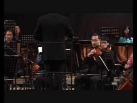 Tan Dun Crouching Tiger Concerto (3) - Hsin Hsiao-hung (erhu) & City Chamber Orchestra of Hong Kong