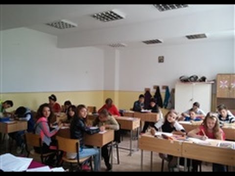 Scoala Gimnaziala Cuza Voda Ziua Educatiei