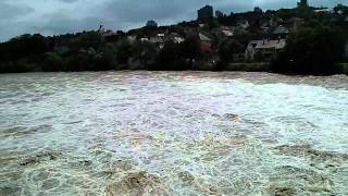 preview picture of video 'Neckar Stuttgart-Hofen 2.6.2013'