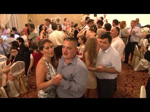 ANDREI DE LA BAIA MARE NUNTA LIVE 2013 MUZICA ETNO SI USOARA | video