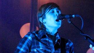 5/18 Tegan &amp; Sara- Give Chase @ #2 Terminal 5, New York 10/06/08