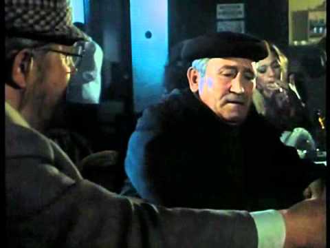 Himilsbach od rana rozlewa wódkę ... (fragment filmu)