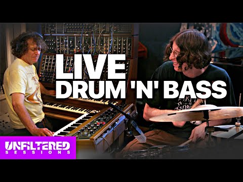 RARE LIVE Drum & Vintage Moog Jam with @starpowerdrummer 