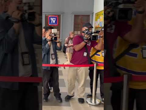 Bekas Panglima Tentera Darat tak mengaku terima rasuah lebih RM2.12 juta