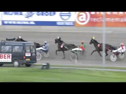 Victoria Park Wolvega 4-10-2014 KOERS 3 EVERTON - J.F. VAN DOOYEWEERD