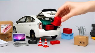 This 1:18 Scale Miniature Toyota Prius Diecast is Fully Packed with Mini Gear!