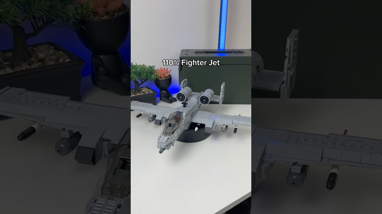 The A-10 Warthog in Lego 😎