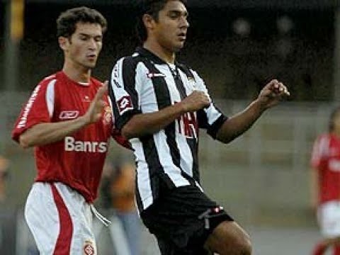 25/10/2008 - Atlético-MG 2x2 Internacional - Campeonato Brasileiro 2008