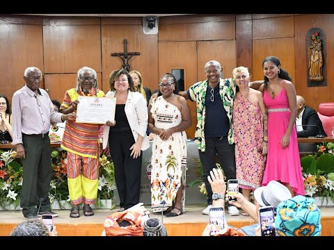 Cantor Escurinho recebe o Título de Cidadão Pessoense