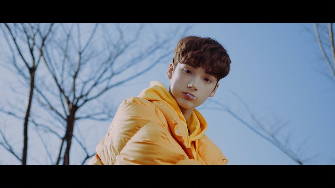 TXT (투모로우바이투게더) ‘Introduction Film - What do you do?’ - 휴닝카이 (HUENINGKAI) thumnail