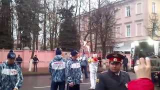 preview picture of video 'Эстафета олимпийского огня. Великий Новгород 24 октября 2013'