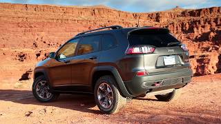 2019 Jeep Cherokee - EXTERIOR DRIVE OFF ROAD