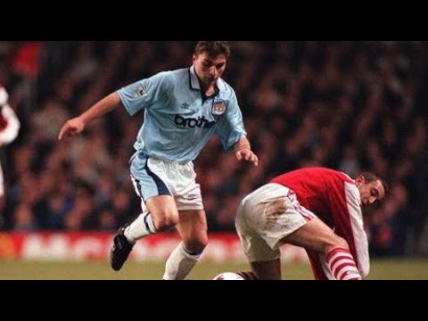 Georgi Kinkladze "Kinky" --best goals and skills-- The forgotten Manchester City LEGEND