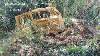 Download lagu MEMBUAT JALAN KE KEBUN TANPA BANTUAN KERAJAAN mp3 Download lagu MEMBUAT JALAN KE KEBUN TANPA BANTUAN KERAJAAN mp3