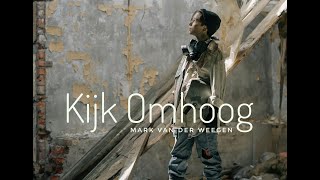 Kijk Omhoog - De Bron Media ©2023