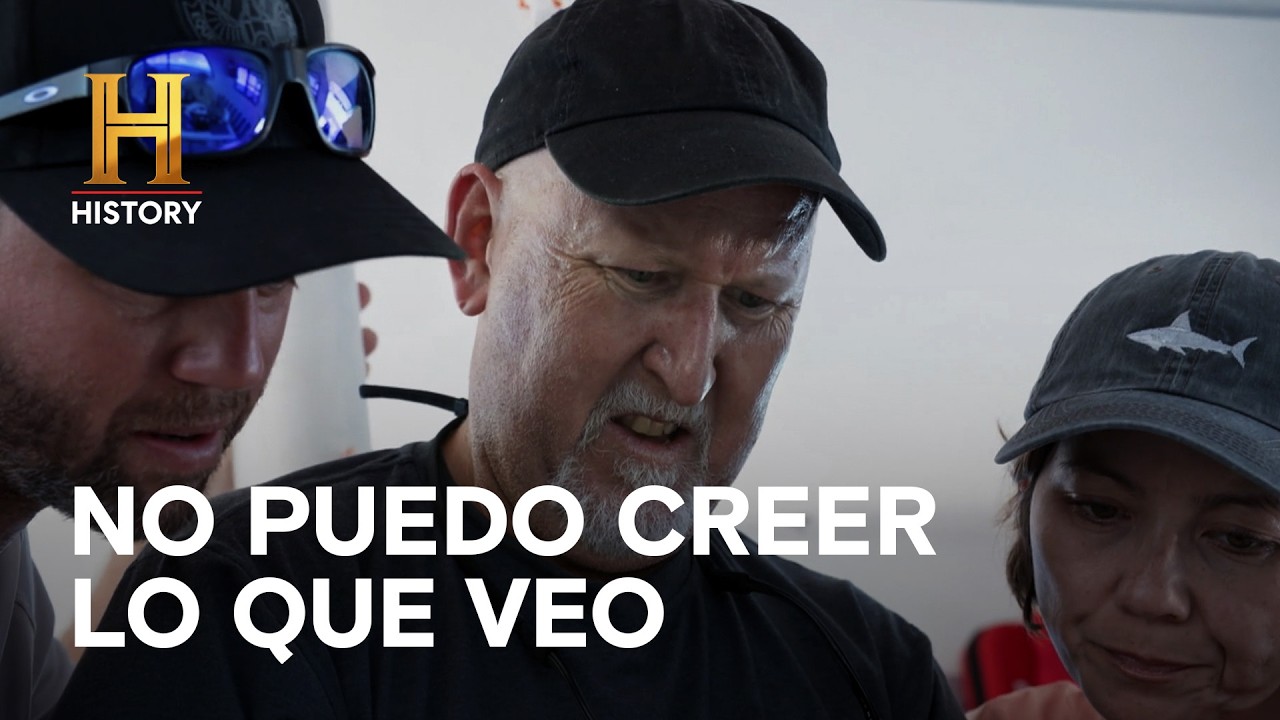 UNA EMBARCACIÓN PERDIDA EN EL FONDO - TRIÁNGULO DE LAS BERMUDAS: AGUAS MALDITAS