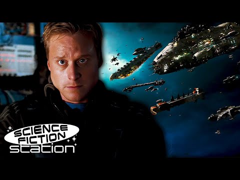Escaping The Reaver & Alliance Space Battle | Serenity (2005) | Science Fiction Station