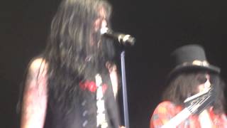 You&#39;re Crazy-Slash ft. Myles Kennedy&amp;The Conspirators@ Studio Coast,Tokyo 2015