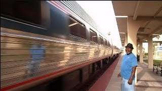 preview picture of video 'Amtrak Train The Silver Star Lakeland Florida'