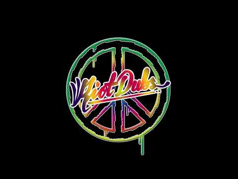 Jamie Bostron & Shroomz - Wake & Bake (Riot Dubs) Out Now! (Jump up Jungle Dubwise DNB)