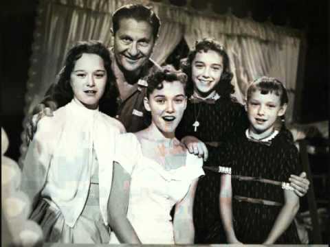 The Lennon Sisters with the Lawrence Welk Orchestra - Tonight You Belong to Me (1956)