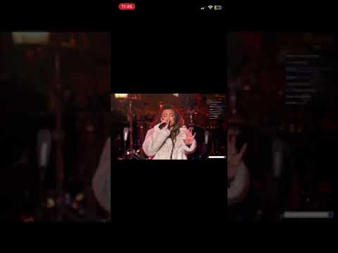 Tori Kelly Christmas at the grove  11/13/23 25th & let it snow ￼