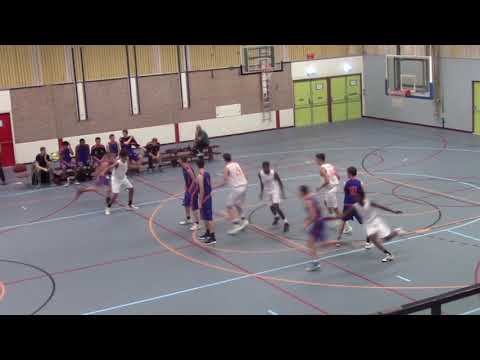 to the back en score TBG Dragons Rens van Breenen