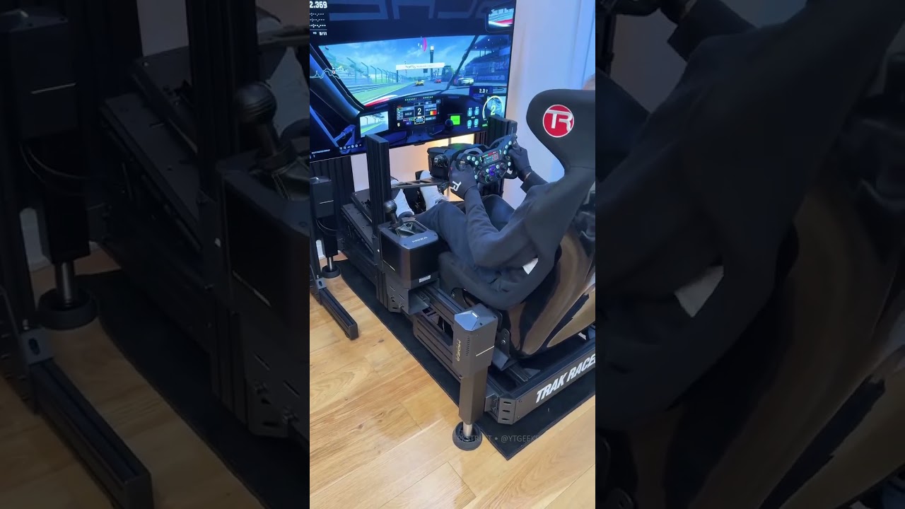 Unboxing, setting up and testing MOZA HMA150 Motion Platform