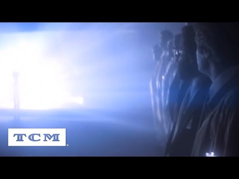 Encuentros en la tercera fase | Amenábar presenta | TCM