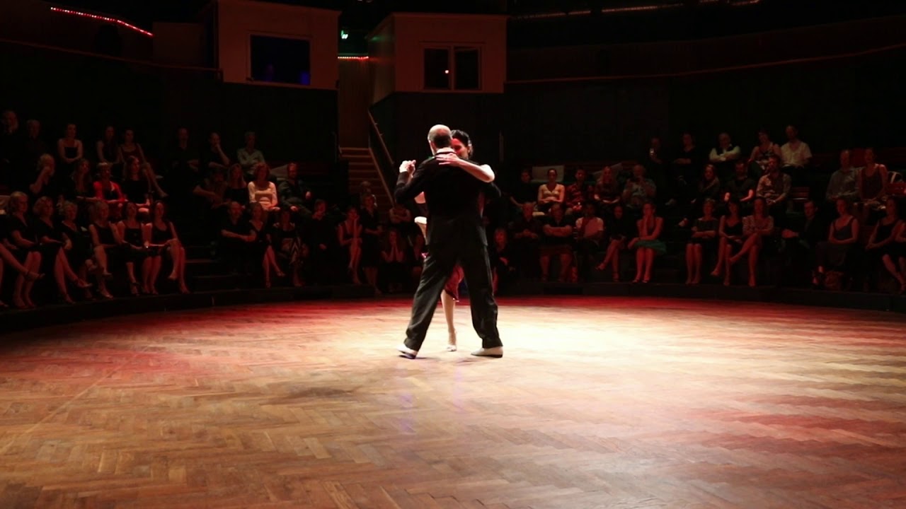 Cecilia Piccinni and Daniel Carlsson - Derecho Viejo by Juan D'Arienzo