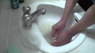 How To Remove Nicotine Smoke Stains From Fingers - Fast - Easy - Guaranteed - Darryl Learie.avi