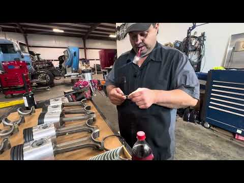 N14 Cummins Overhaul Piston Installation. Whiskey Pete cabover project!