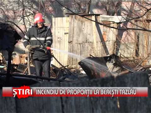 Incendiu de proporţii la Bereşti Tazlău - www.1tvbacau.ro (01.01.2014)