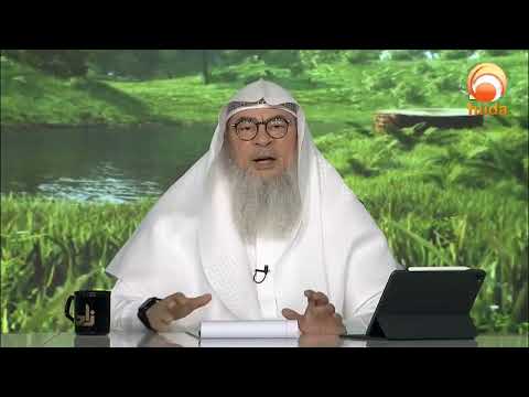 Do a traveler have to pray jummah or dhuhr  Sheikh Assim Al Hakeem #hudatv