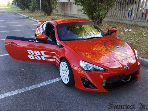 REVIEW & DETAILS - TOYOTA GT86 1ST EDITION 2012